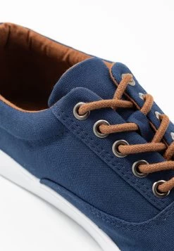 Pier One Sneakers Laag - Dark Blue 11 Pier One Sneakers Laag - Dark Blue -Pier One 2c78a242108a4319b8ee2967e74806ff