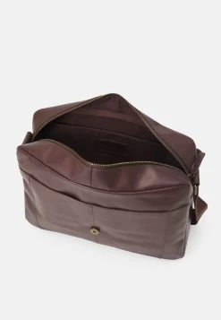 Pier One Leather Unisex - Laptoptas - Brown -Pier One 5b4d14f90e4c4510b679f04d80f27b19