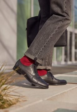 Pier One -Pier One 5c73cd0c3a9e405887ee3816b68d4047