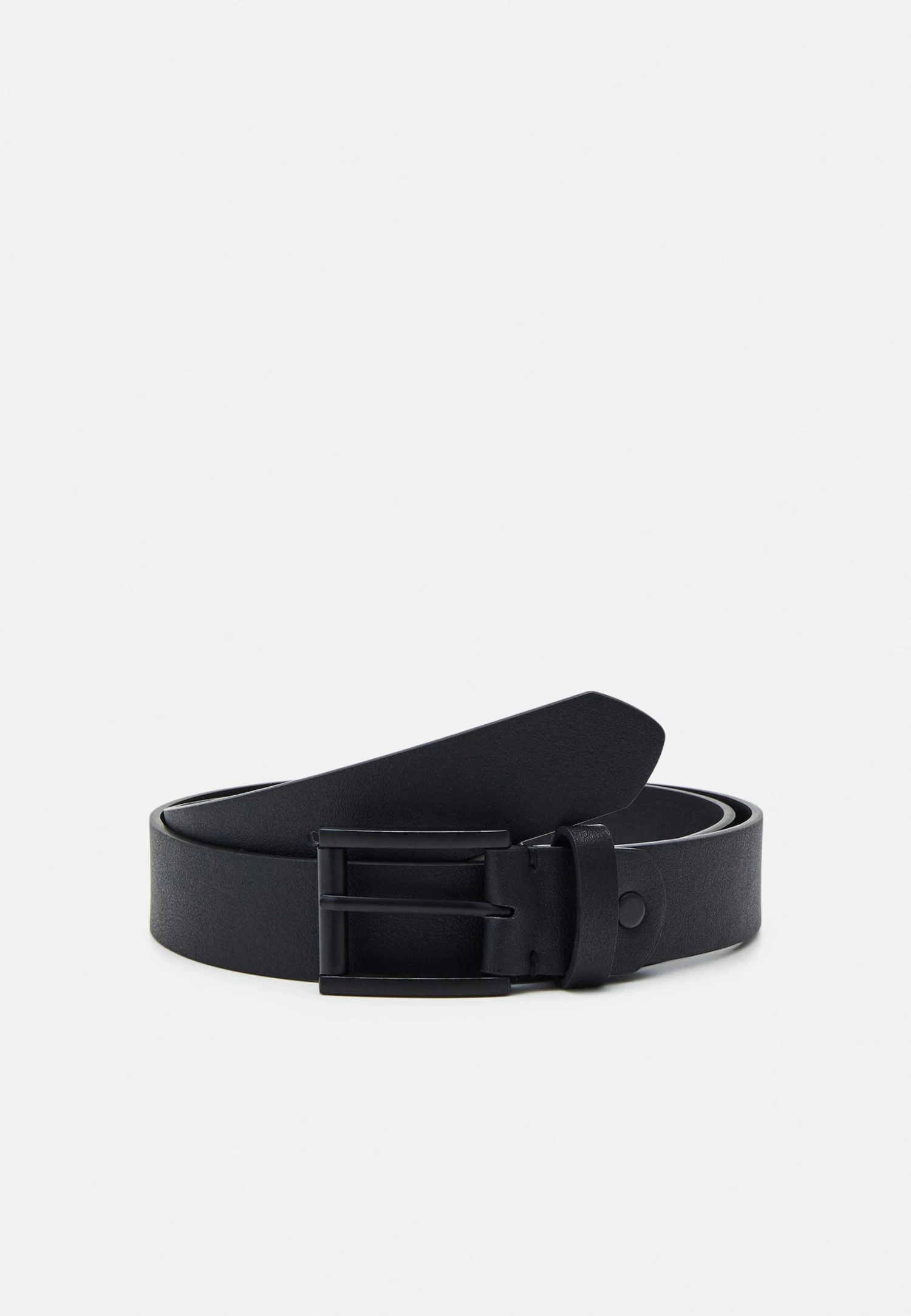 Pier One Riem - Black 1 Pier One Riem - Black