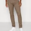Pier One Chino - Brown