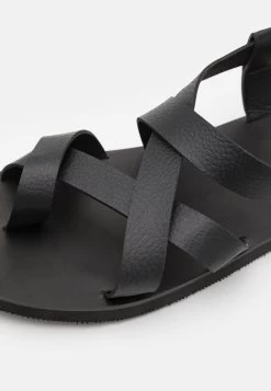 Pier One Teensandalen - Black 11 Pier One Teensandalen - Black -Pier One bfc9cb202a1044a7af0b0ffa2591ad7d